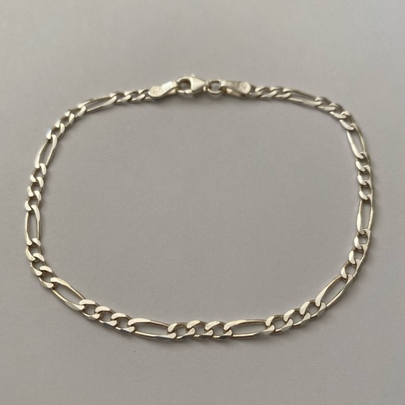 925 Silver 3mm figaro bracelet  8.25 inches chain Unisex - Picture 3 of 4